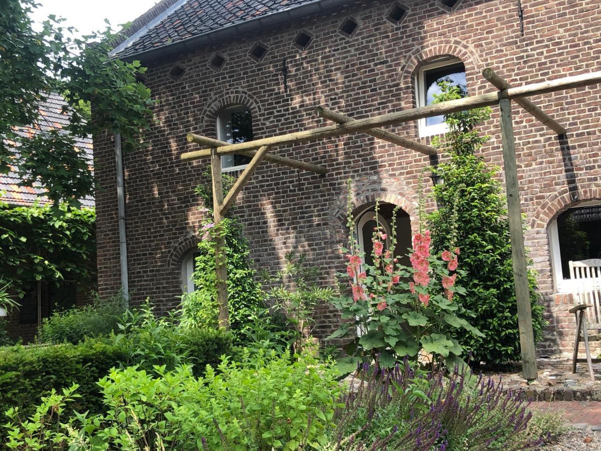 A Casa Nostra - Huiselijk En Gezellig Overnachten - Exclusief Ontbijt Well  Luaran gambar