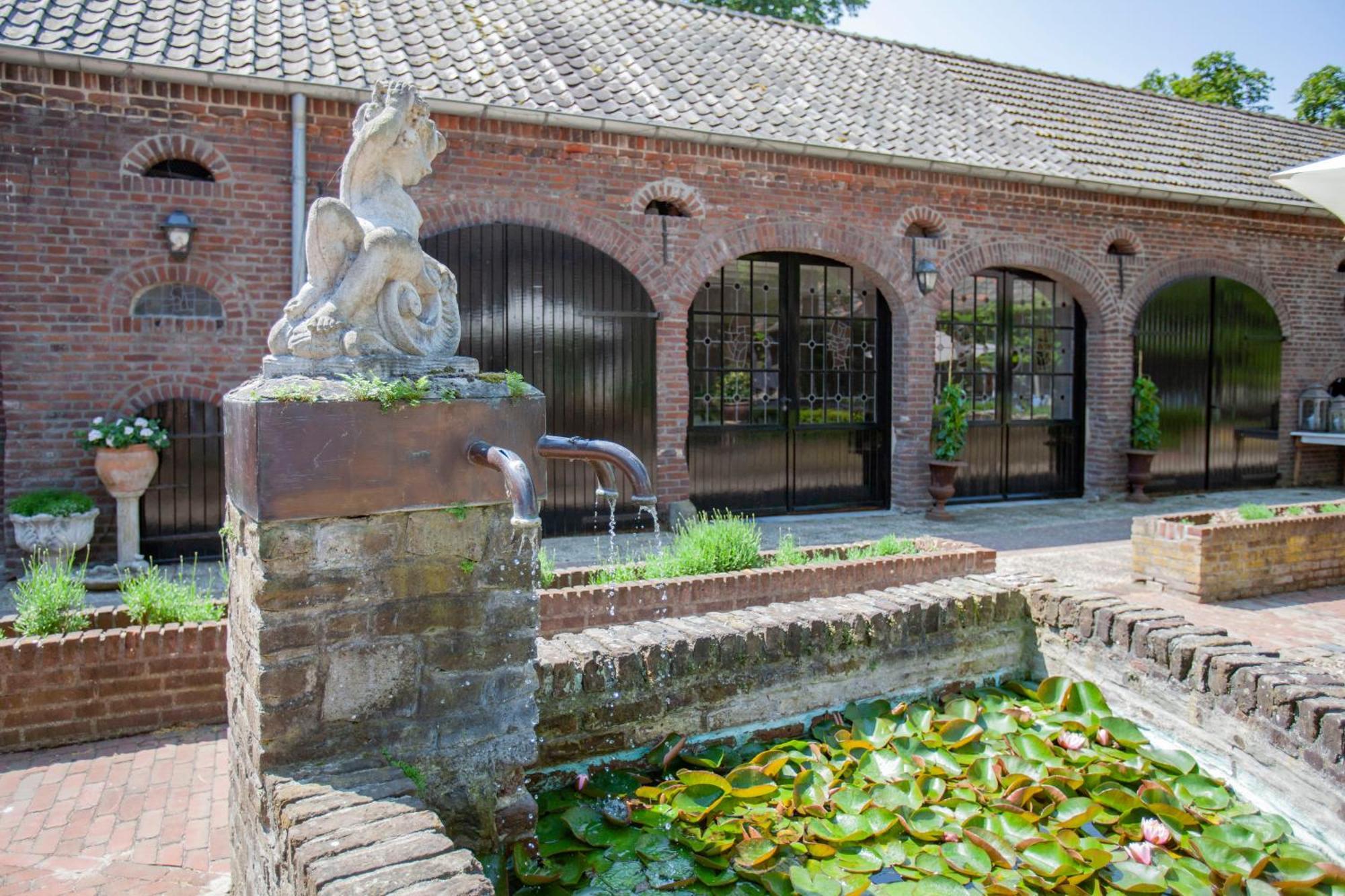 A Casa Nostra - Huiselijk En Gezellig Overnachten - Exclusief Ontbijt Well  Luaran gambar
